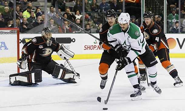 Goalie Jonas Hiller of the Anaheim Ducks against the Dallas Stars